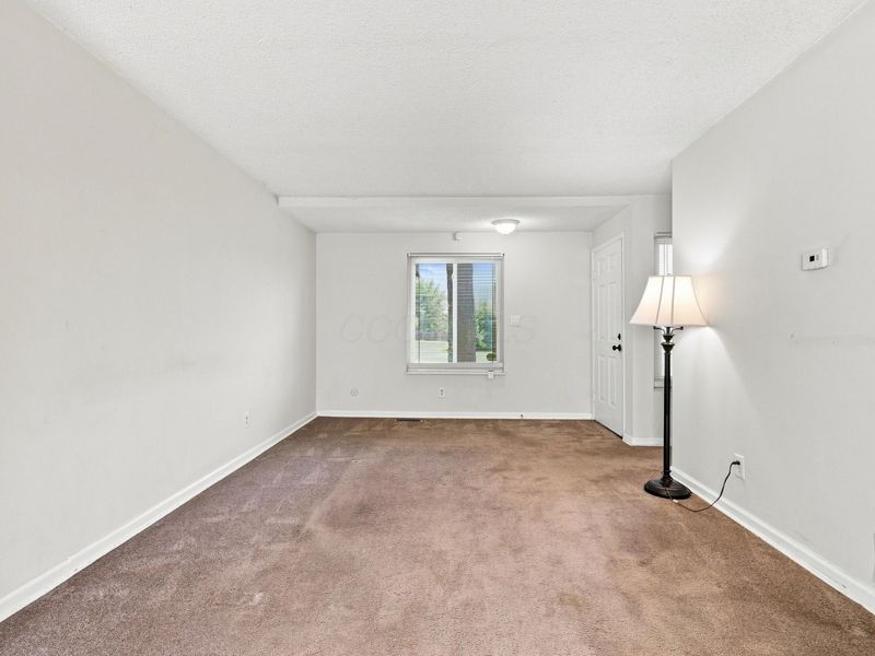1432 Bairstow Court, Galloway, OH 43119 Photo 5