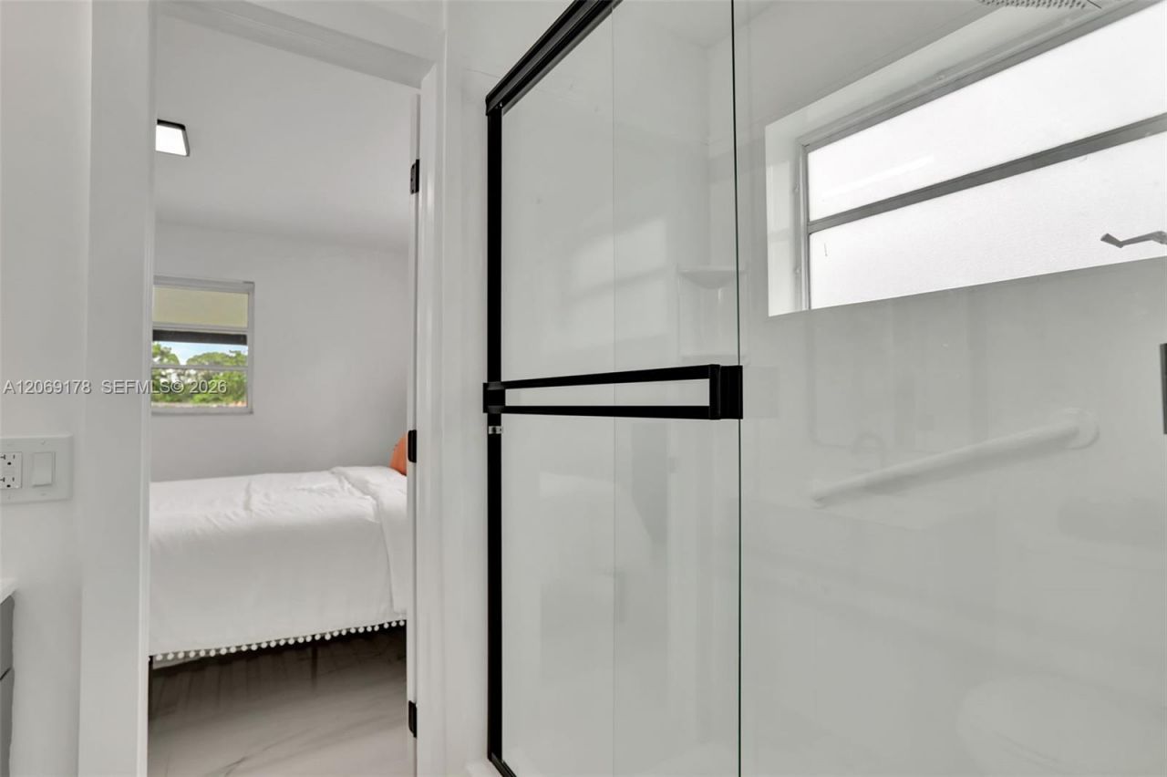 1220 NE 8th St, Pompano Beach, FL 33060 Photo