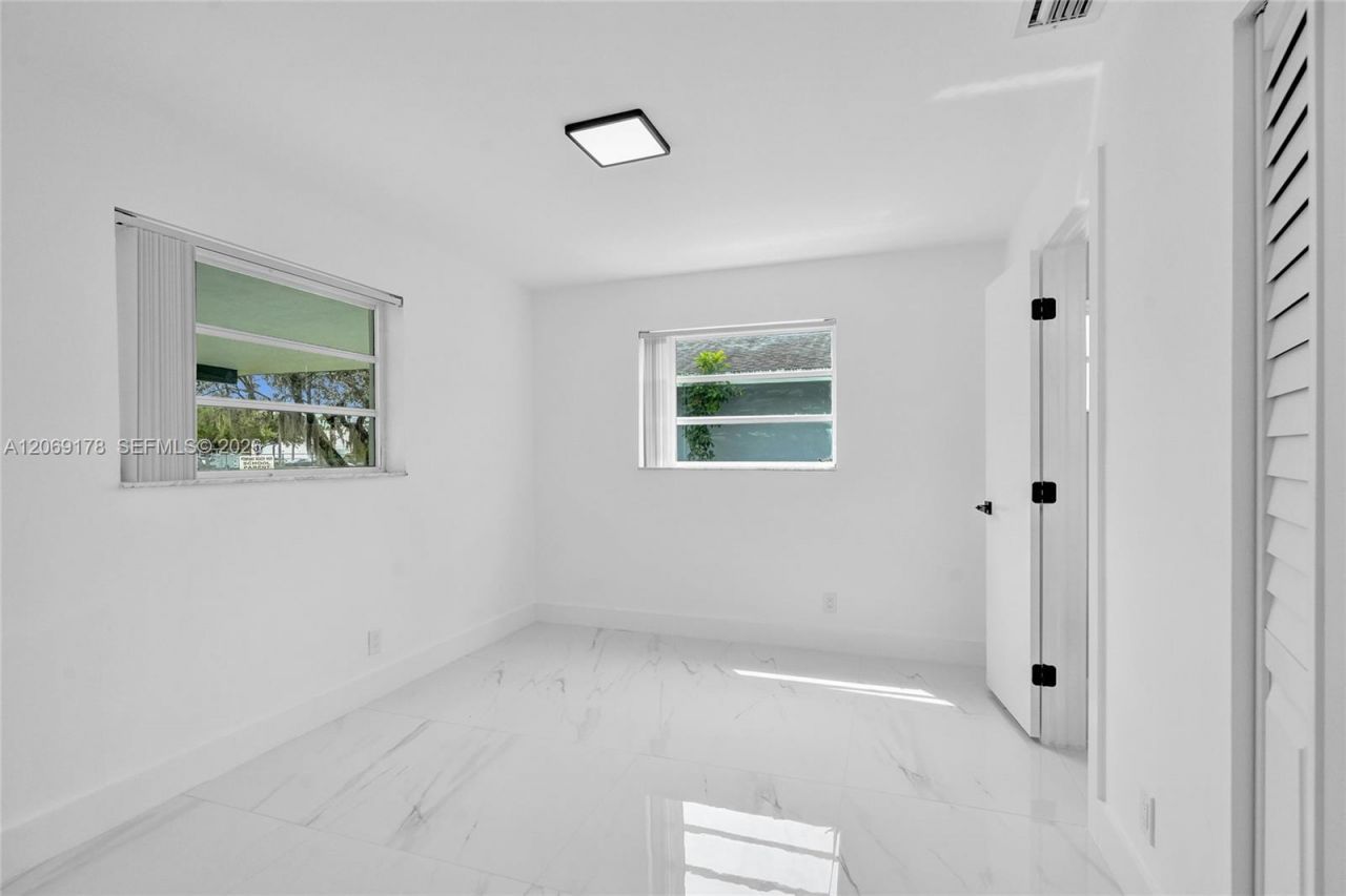 1220 NE 8th St, Pompano Beach, FL 33060 Photo