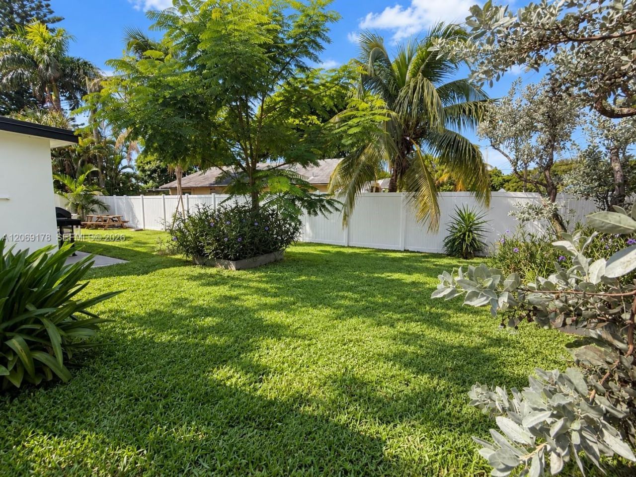1220 NE 8th St, Pompano Beach, FL 33060 Photo