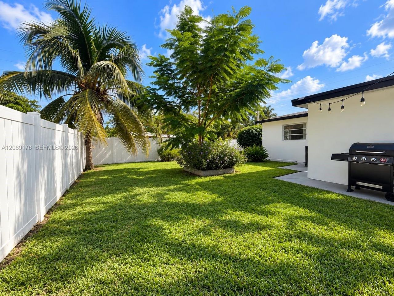 1220 NE 8th St, Pompano Beach, FL 33060 Photo