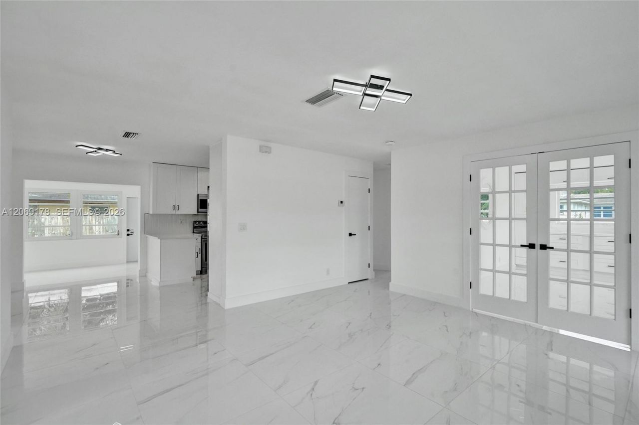 1220 NE 8th St, Pompano Beach, FL 33060 Photo