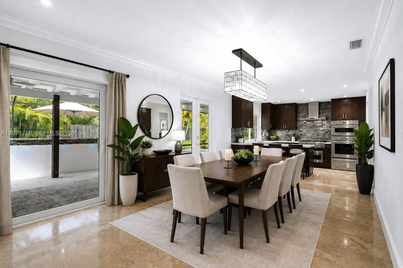 8520 SW 151st Street , Palmetto Bay, FL 33158 Photo