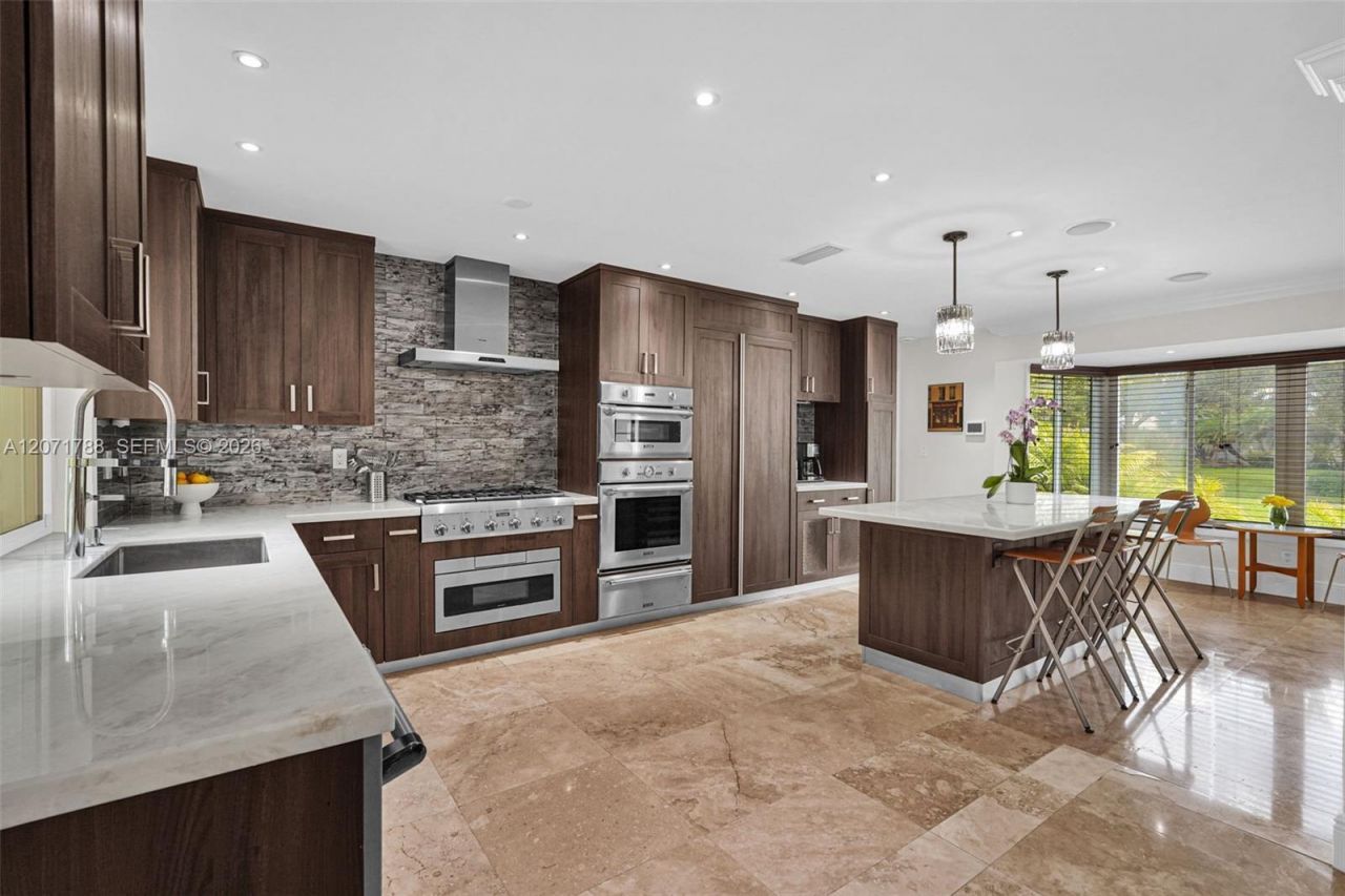 8520 SW 151st Street , Palmetto Bay, FL 33158 Photo