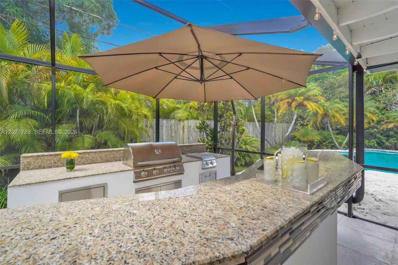8520 SW 151st Street , Palmetto Bay, FL 33158 Photo