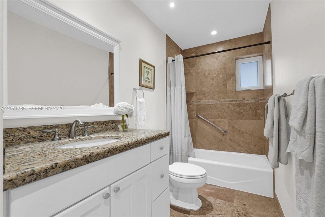 8520 SW 151st Street , Palmetto Bay, FL 33158 Photo