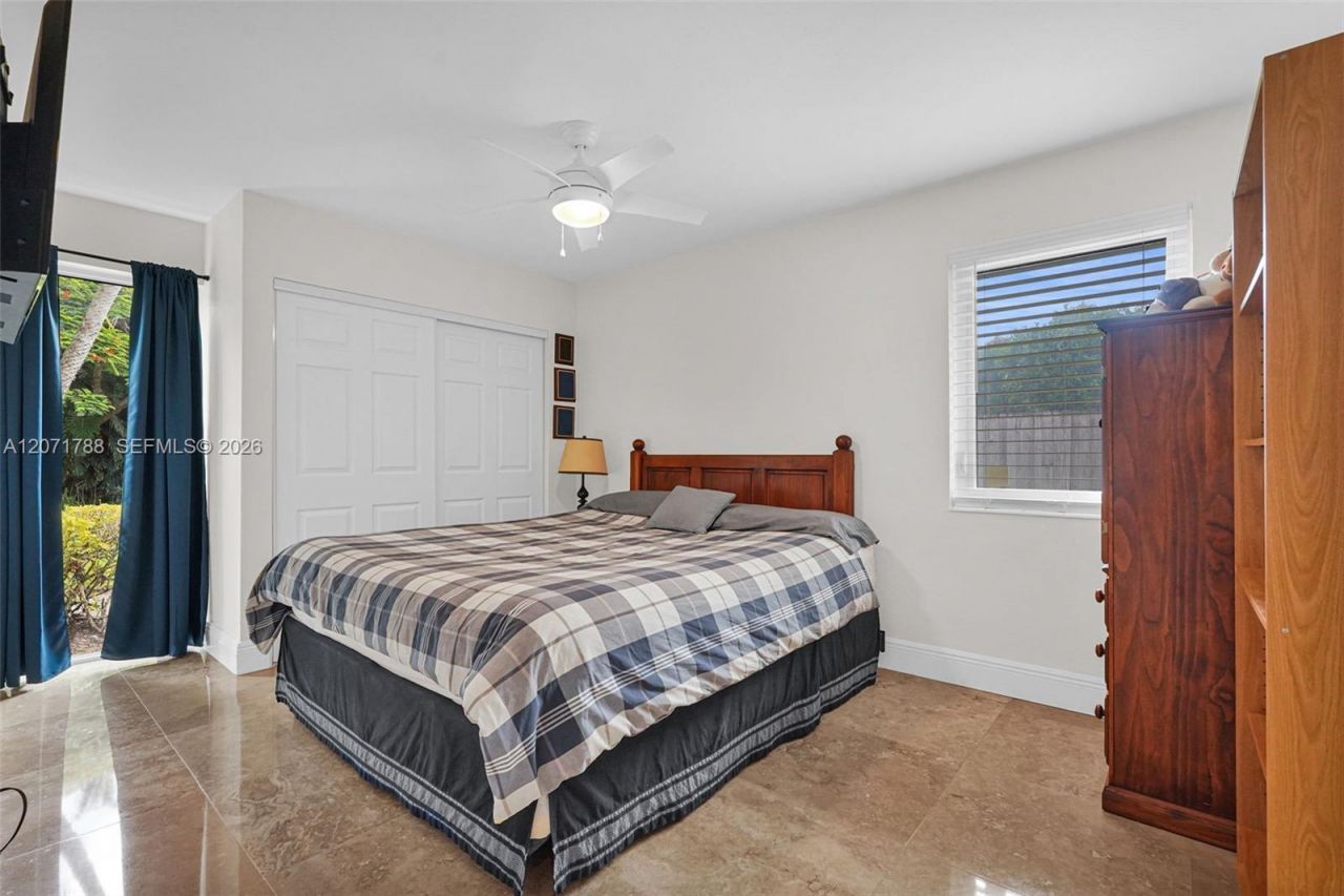 8520 SW 151st Street , Palmetto Bay, FL 33158 Photo