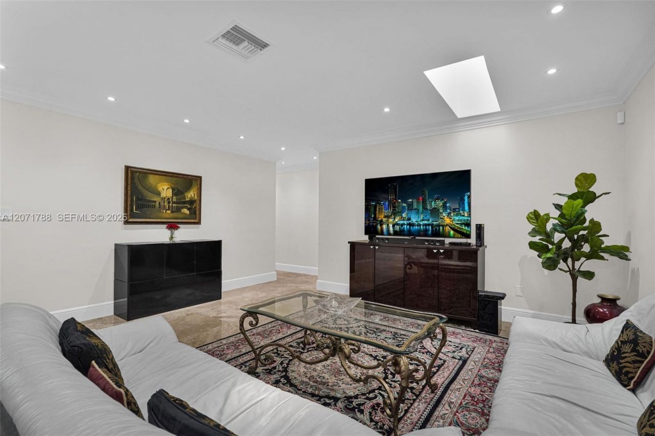 8520 SW 151st Street , Palmetto Bay, FL 33158 Photo