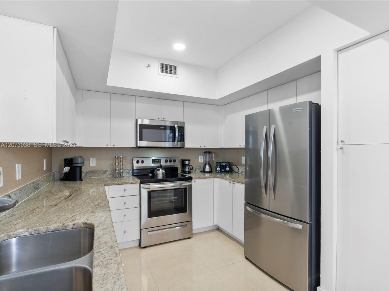 17375 Collins Ave , Unit 808, Sunny Isles Beach, FL 33160 Photo