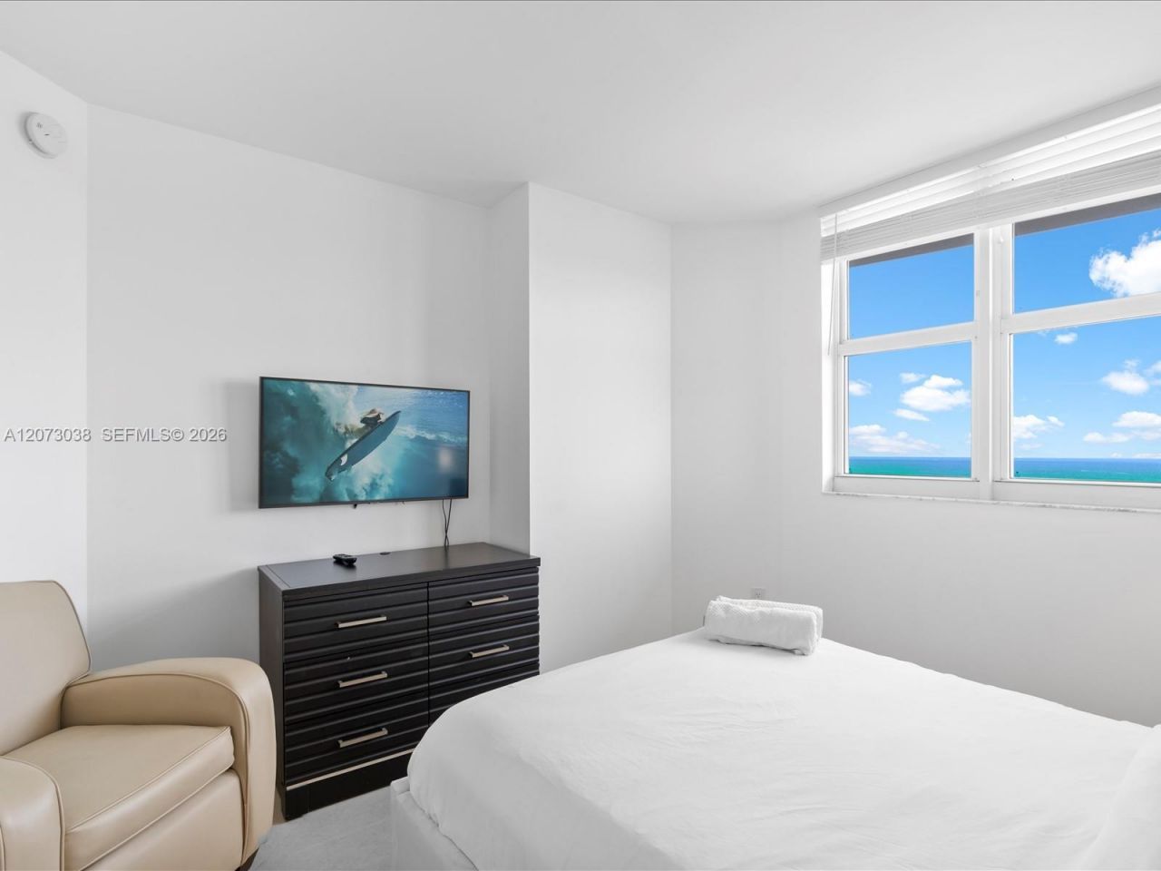 17375 Collins Ave , Unit 808, Sunny Isles Beach, FL 33160 Photo