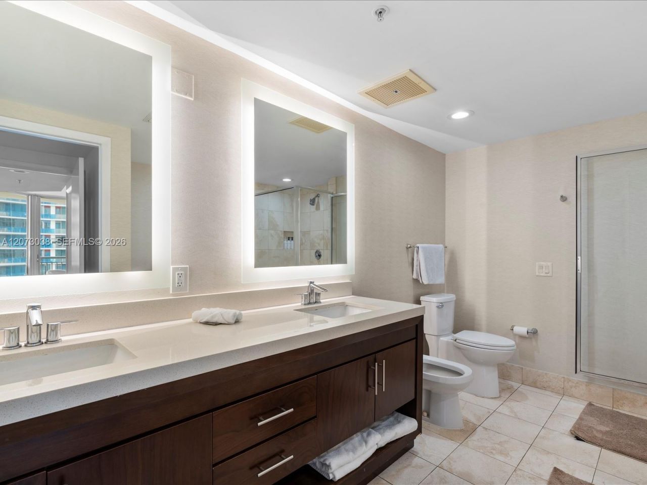 17375 Collins Ave , Unit 808, Sunny Isles Beach, FL 33160 Photo