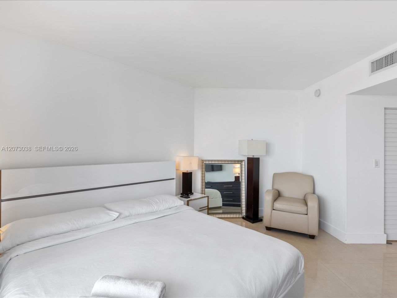 17375 Collins Ave , Unit 808, Sunny Isles Beach, FL 33160 Photo