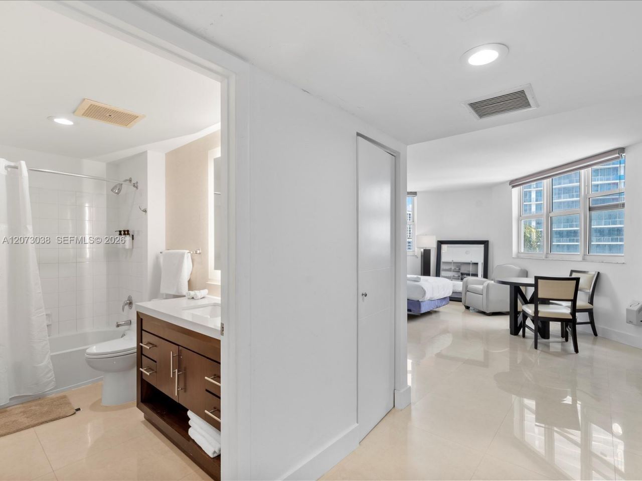 17375 Collins Ave , Unit 808, Sunny Isles Beach, FL 33160 Photo
