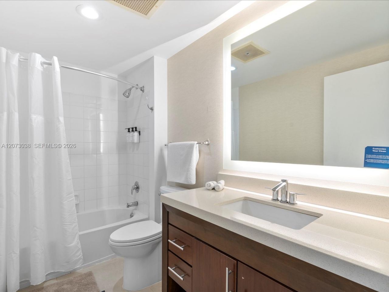 17375 Collins Ave , Unit 808, Sunny Isles Beach, FL 33160 Photo