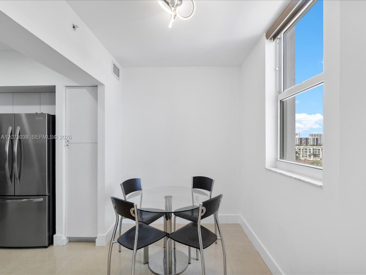 17375 Collins Ave , Unit 808, Sunny Isles Beach, FL 33160 Photo