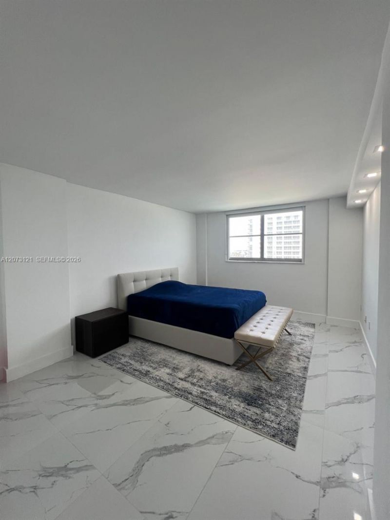 9273 Collins Ave , Unit 606, Surfside, FL 33154 Photo