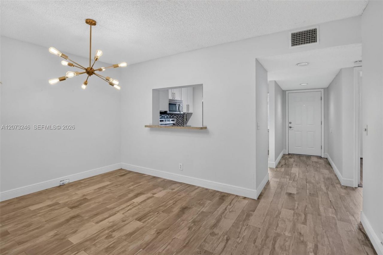900 SW 125th Way , Unit 105R, Pembroke Pines, FL 33027 Photo