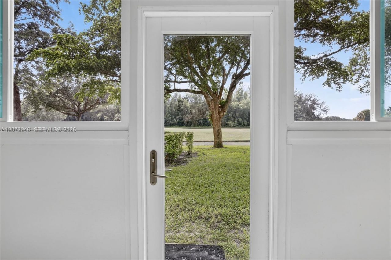 900 SW 125th Way , Unit 105R, Pembroke Pines, FL 33027 Photo