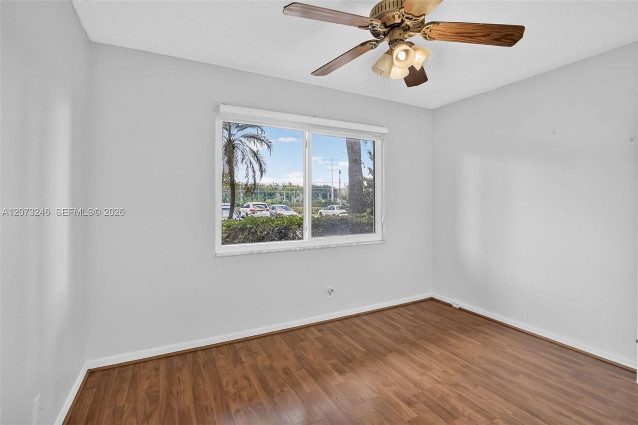 900 SW 125th Way , Unit 105R, Pembroke Pines, FL 33027 Photo