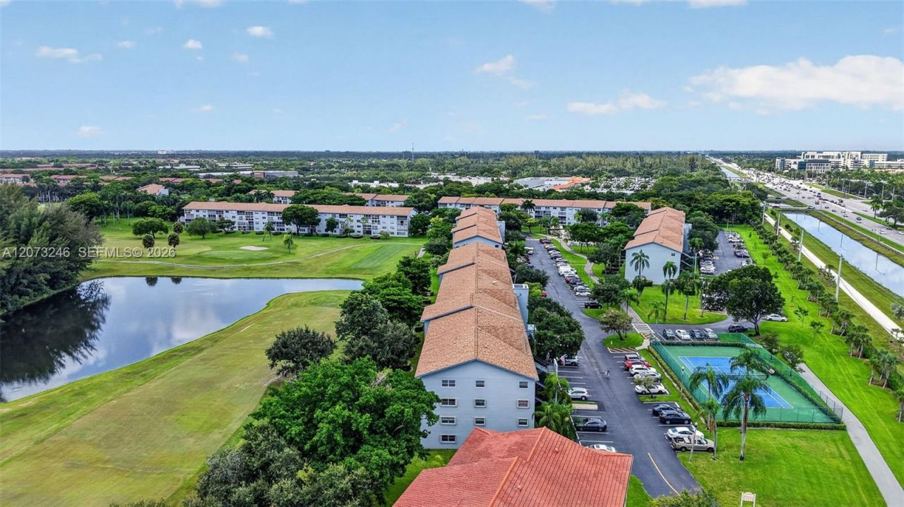 900 SW 125th Way , Unit 105R, Pembroke Pines, FL 33027 Photo