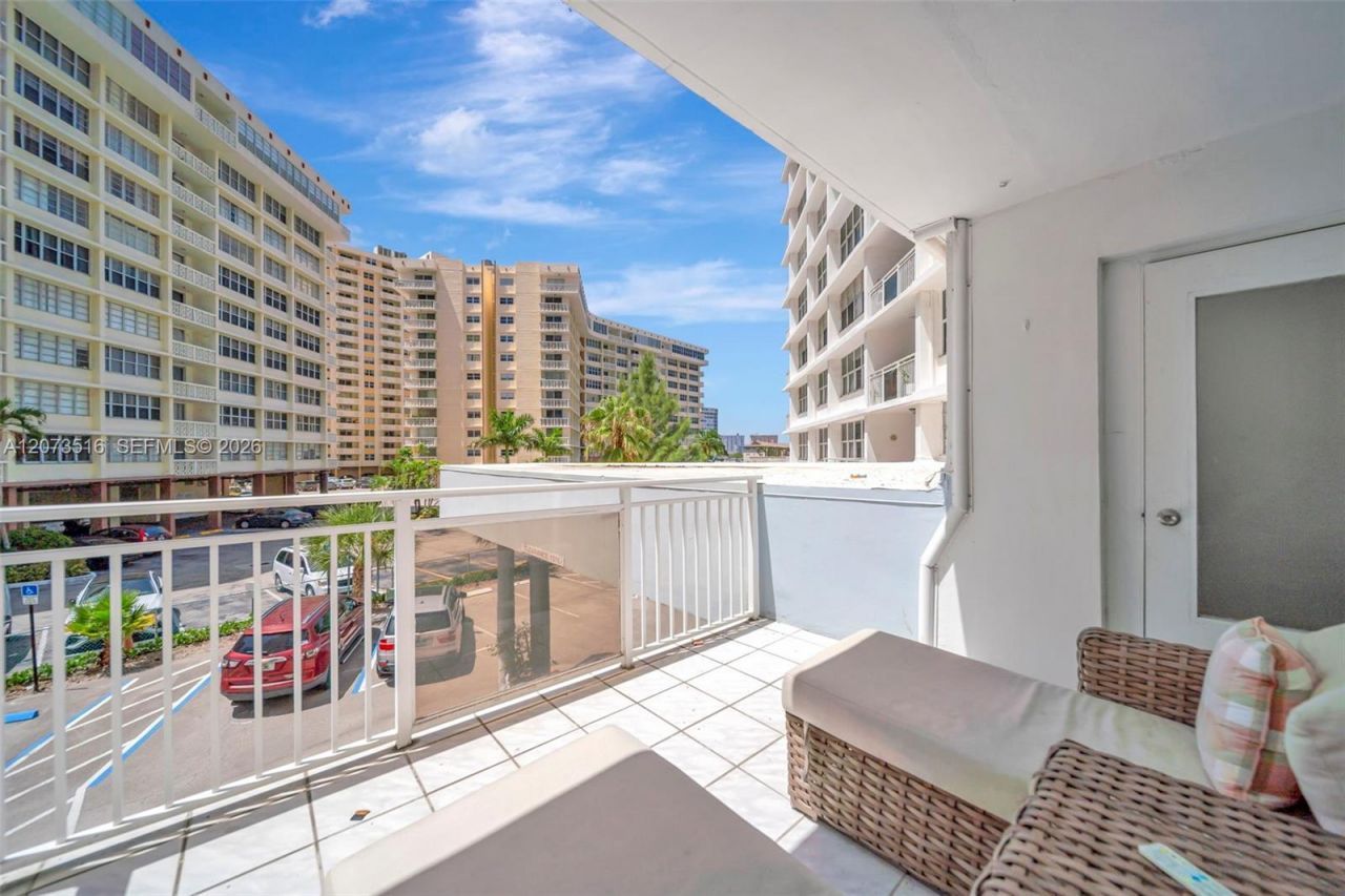 1801 S Ocean Dr , Unit 241, Hallandale Beach, FL 33009 Photo