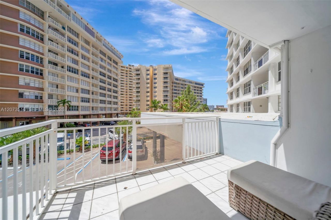 1801 S Ocean Dr , Unit 241, Hallandale Beach, FL 33009 Photo