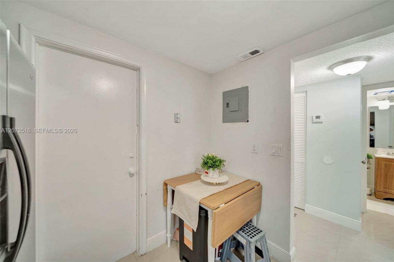 1801 S Ocean Dr , Unit 241, Hallandale Beach, FL 33009 Photo