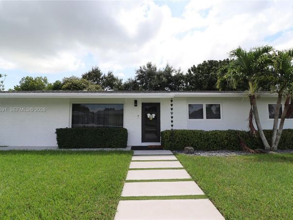 8123 SW 95th Ct , Miami, FL 33173