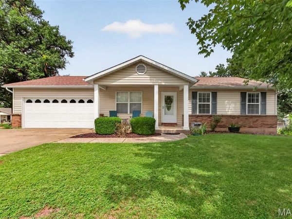 1103 Athena Way , St Peters, MO 63376