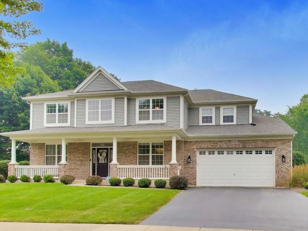 2460 Savanna Drive , Wauconda, IL 60084