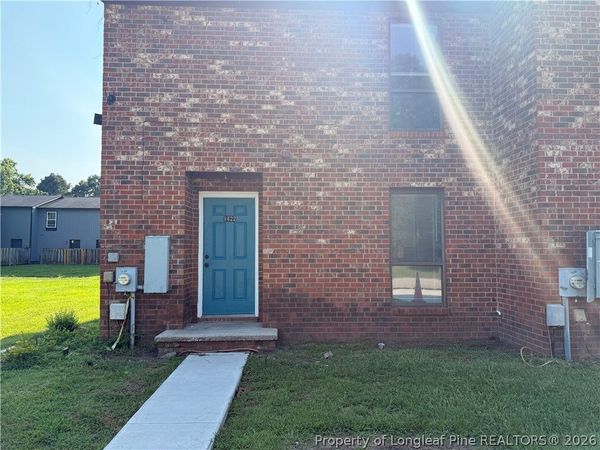 1422 Tangora Lane, Fayetteville, NC 28304