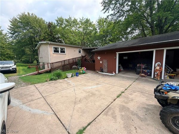3603 Sodom Hutchings Road , Cortland, OH 44410