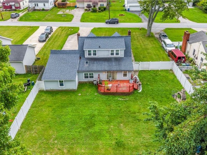 34031 Victor Drive , Eastlake, OH 44095 Photo 3