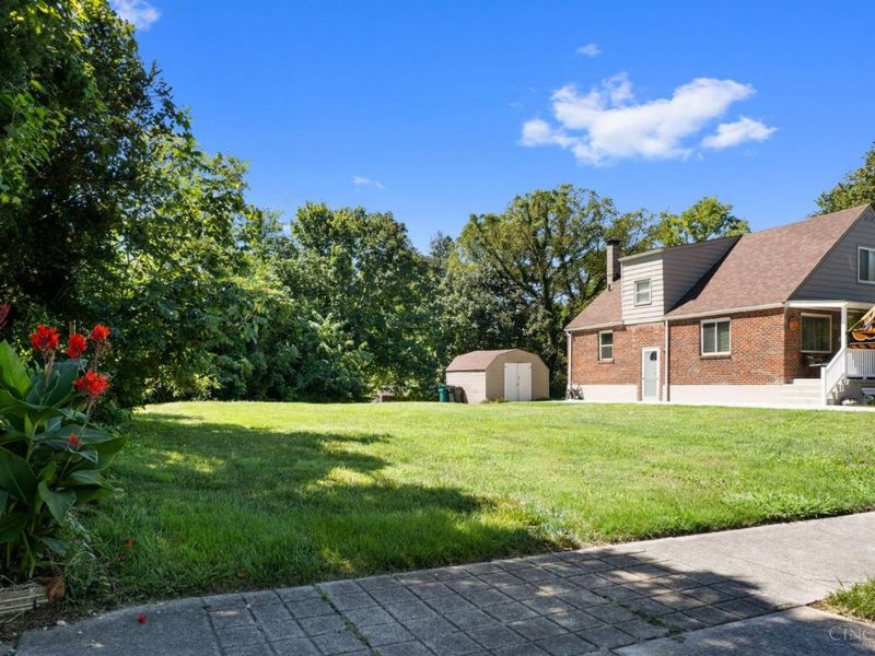 6505 Roe Street, Cincinnati, OH 45227 Photo 2