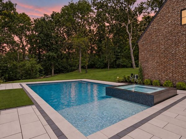 4520 Shys Hill Rd, Nashville, TN 37215