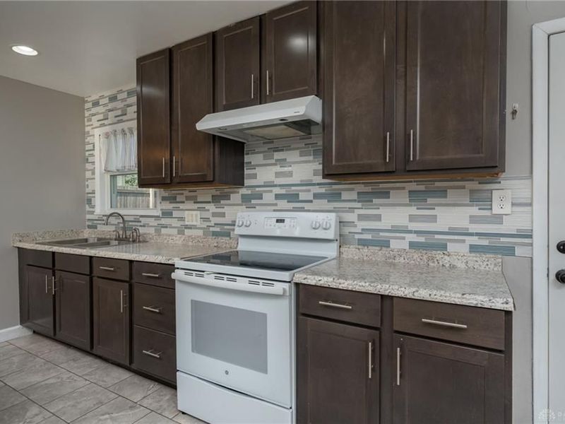 2442 Bellfield Street, Kettering, OH 45420 Photo 8