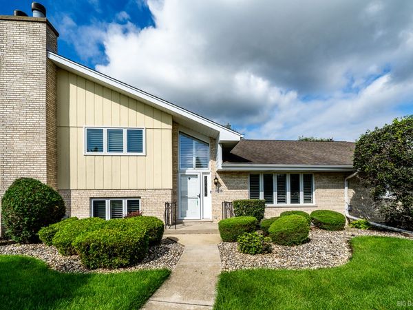 18116 John Charles Drive , Orland Park, IL 60467