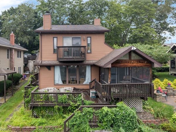 3867 Bay Path Drive , Akron, OH 44319