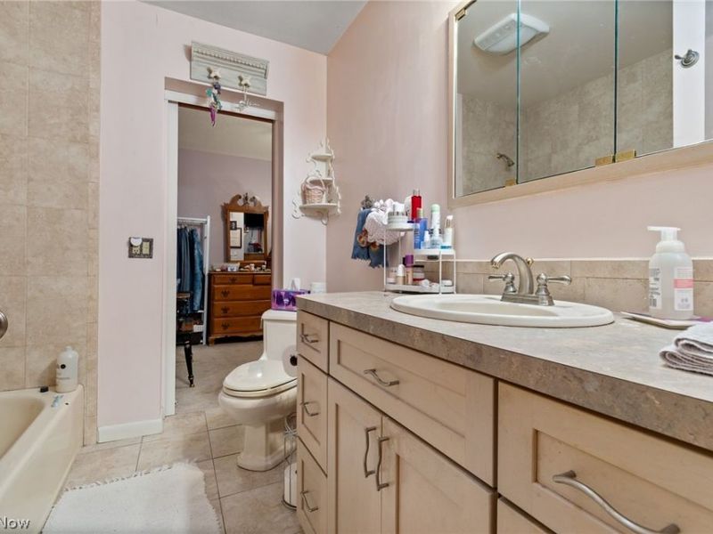 3867 Bay Path Drive, Akron, OH 44319 Photo 28