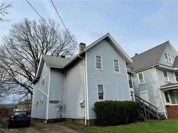 543 E Buchtel Avenue , Akron, OH 44304