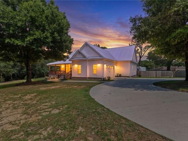 8100 Oak Hill Drive, Semmes, AL 36575