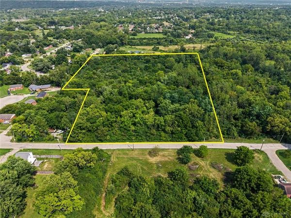 860 Miller Avenue, Dayton, OH 45417