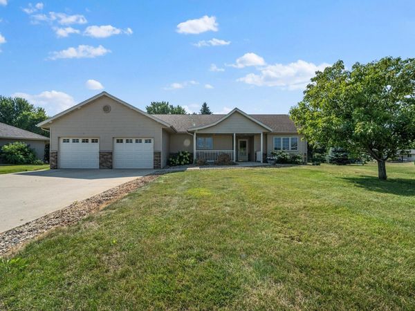 630 Dewberry Lane , Alexandria, MN 56308