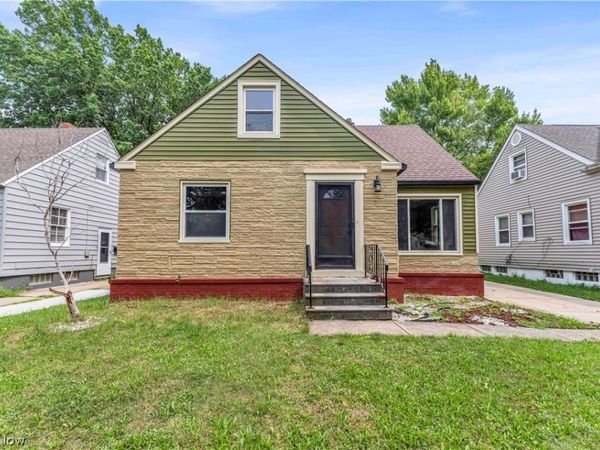 465 E 272 Street , Euclid, OH 44132