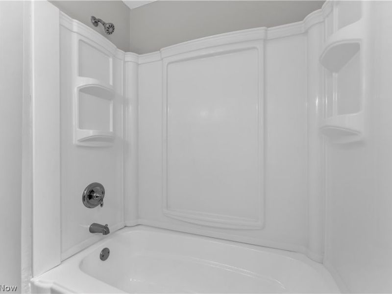 465 E 272 Street , Euclid, OH 44132 Photo 13