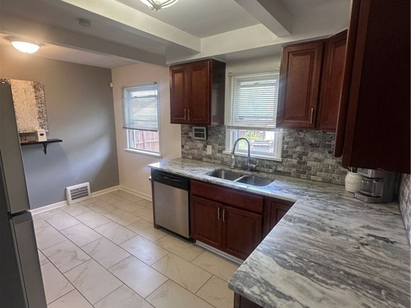 3788 Jo Ann Drive, Cleveland, OH 44122 Photo 10