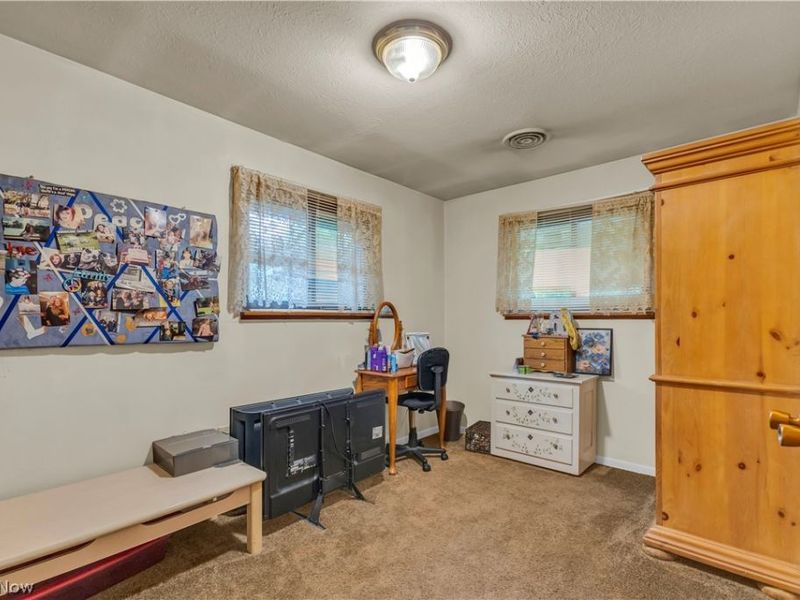 14185 Niagara Drive , Strongsville, OH 44136 Photo 15