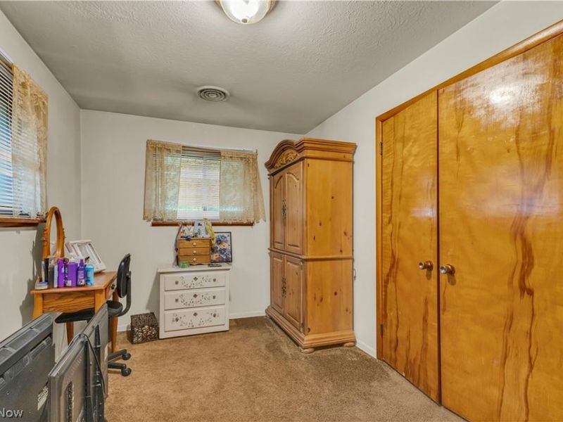 14185 Niagara Drive , Strongsville, OH 44136 Photo 16
