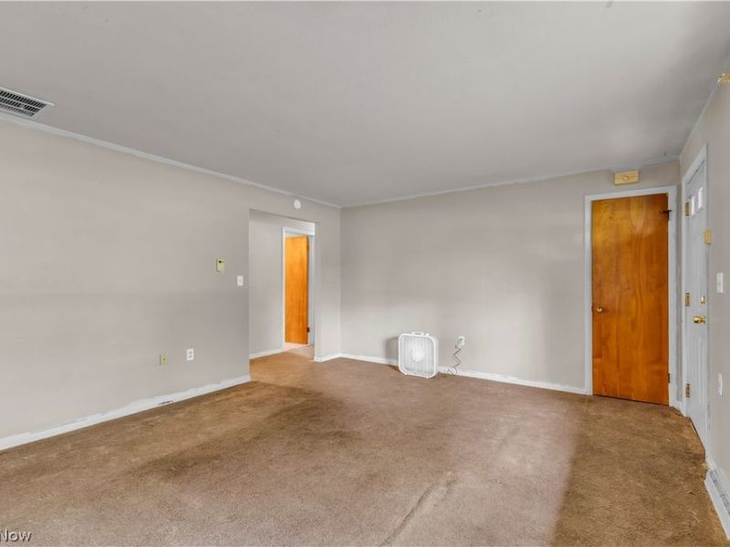 14185 Niagara Drive , Strongsville, OH 44136 Photo 22