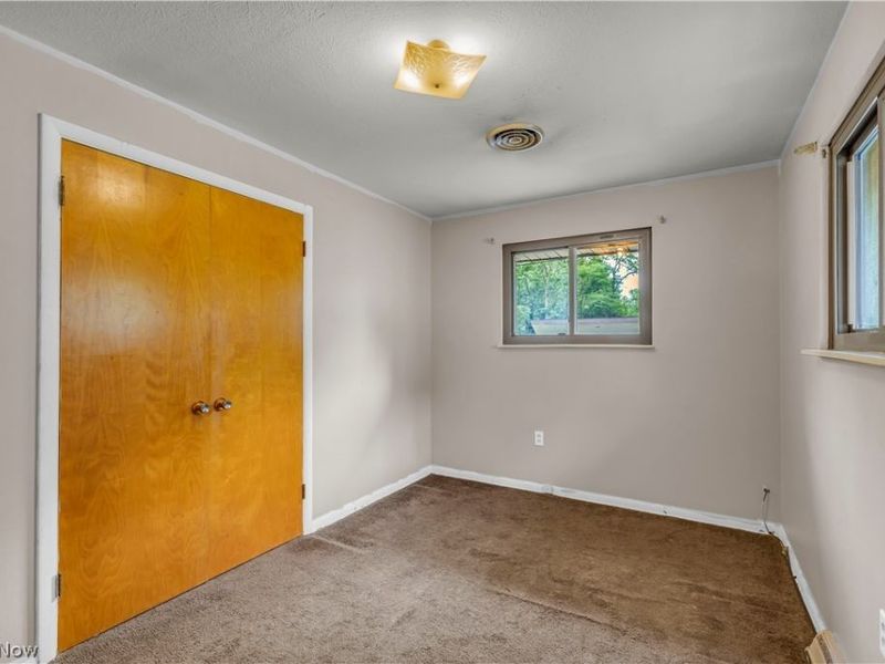 14185 Niagara Drive , Strongsville, OH 44136 Photo 33